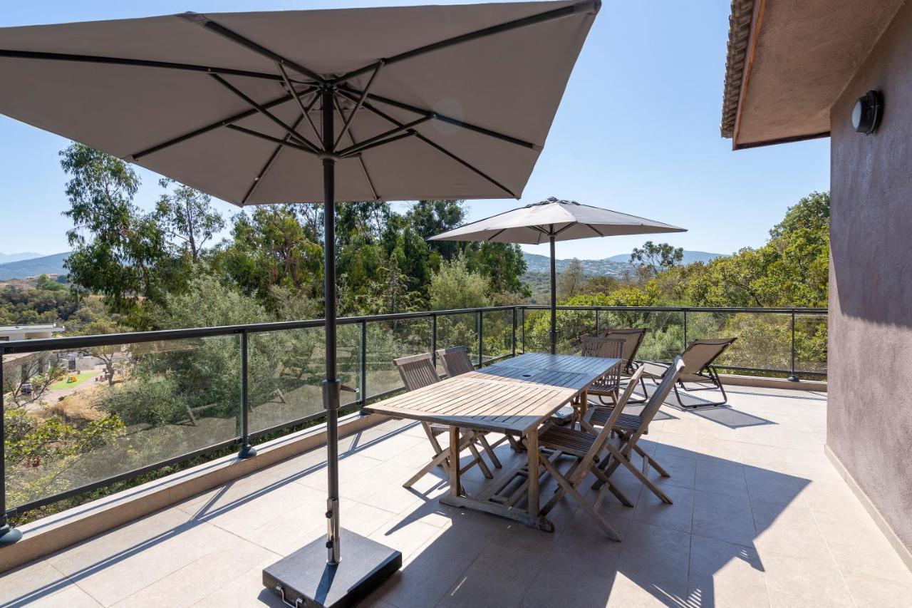 פורטיסיו Les Villas De Lorello מראה חיצוני תמונה